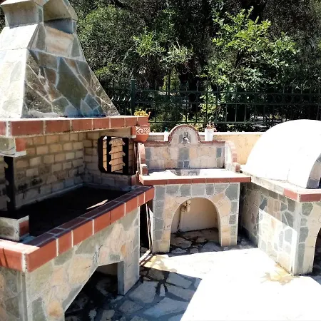Lemoni Corfu House * Achilleion