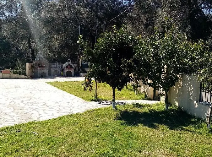 Lemoni Corfu House Achílleion