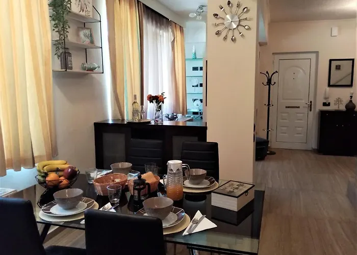 Lemoni Corfu House *